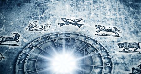 Horoskop dzienny – 20 maja. Baran, Byk, Bliźnięta, Rak, Lew, Panna, Waga, Skorpion, Strzelec, Koziorożec, Wodnik, Ryby