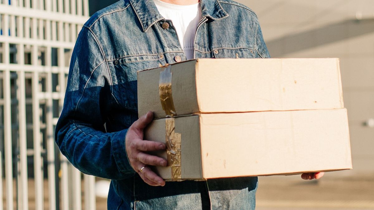 Policja ostrzega przed oszustwem "na paczkę za pobraniem"