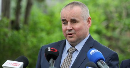 Sklep odmówił ministrowi sprzedaży telefonu na raty. Bo nie widzi