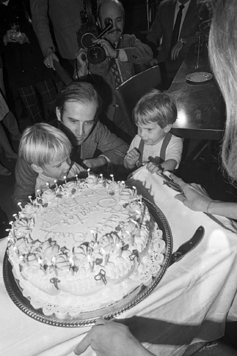 Joe Biden z synami Robertem Hunterem oraz Josephem Robinette’em III o pseudonimie Beau.