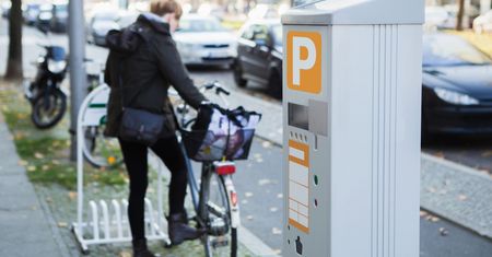 Wpłacali za dużo gotówki. Bank zaalarmował służby. Chodzi o 1 mln euro