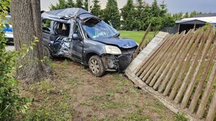 Wypadł z drogi i ściął ogrodzenie. Był kompletnie pijany