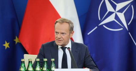 Wsadził kij w mrowisko. Od słów Tuska dystansuje się nawet Kwaśniewski