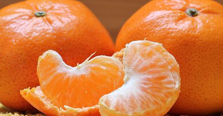 Większość Polaków nie wie tego o mandarynkach. Chemiczka bije na alarm