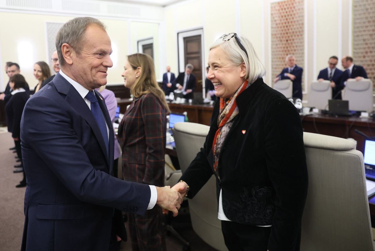 Premier Donald Tusk oraz minister przemysłu Marzena Czarnecka