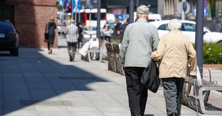 Minimalna emerytura. Seniorzy wskazali konkretną kwotę