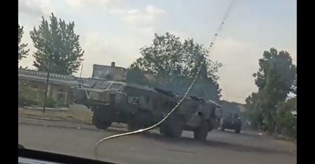 Zarzekali się, że ich nie używają. Groźne systemy rakietowe Rosjan widziane w Ukrainie