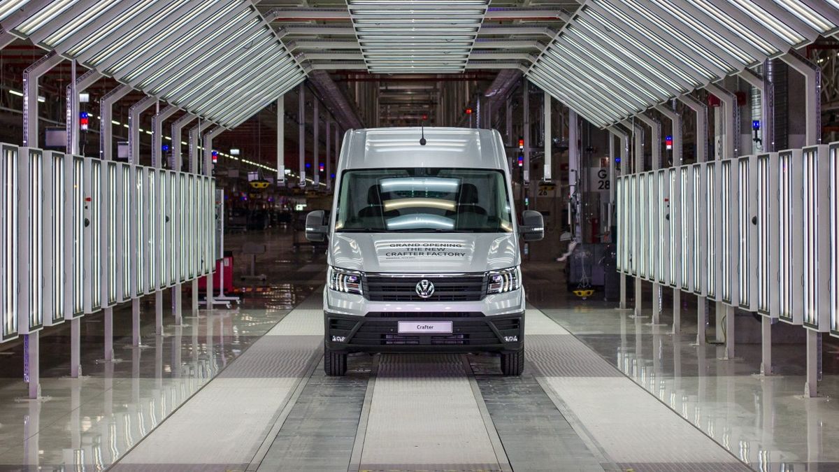 Volkswagen zapłaci karę, ale pieniądze mogą trafić np. do Funduszu Niskoemisyjnego Transportu, potem do firm, które kupią auta elektryczne, na przykład od Volkswagena.