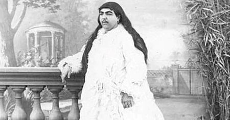 Zahra Khanom. „Najbrzydsza księżniczka w historii”