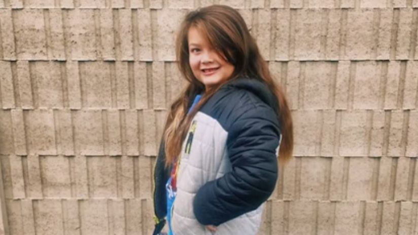 Ośmiolatek zapuszczał włosy na peruki dla chorych dzieci. Po wizycie u dziadków musiał je ściąć