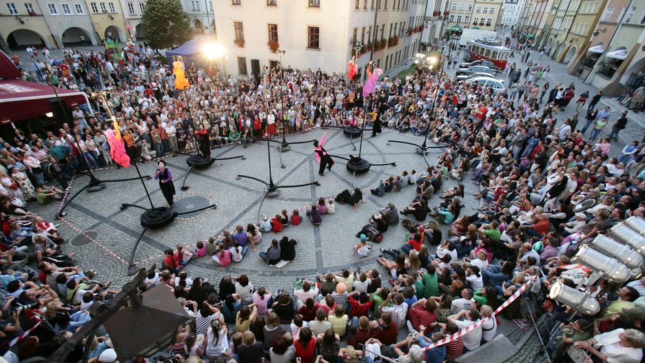 Festiwal teatrów cyklicznych w Jeleniej Grze należy do najstarszych w Polsce. Odbywa się od 42 lat