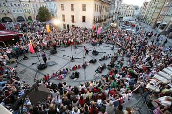 Teatry uliczne w Jeleniej Górze. Festiwal rozpoczyna się 11 lipca