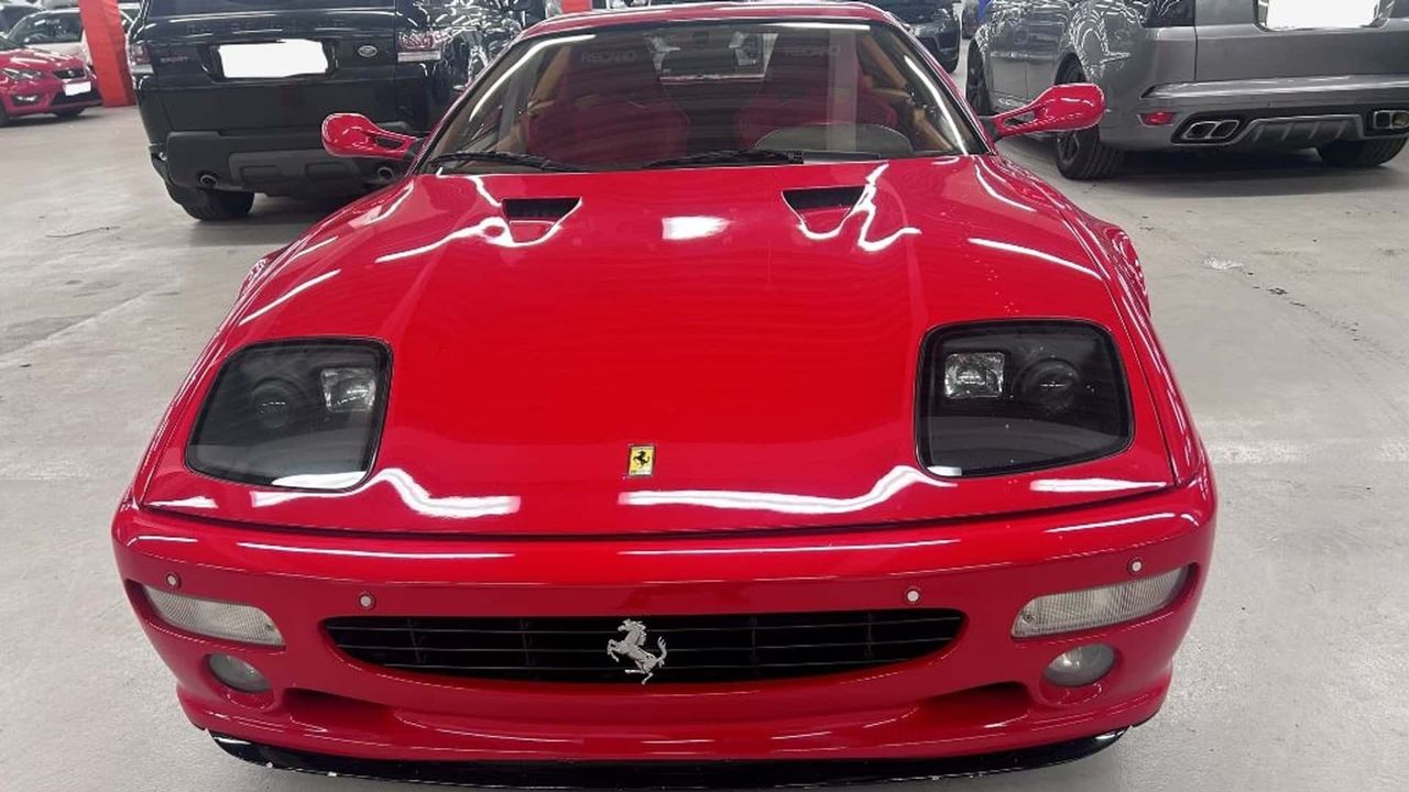 Skradzione Ferrari 512M 