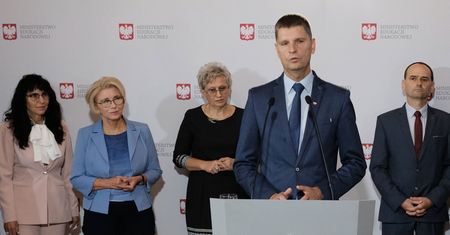 Powrót do szkoły. Zasłynęła ze słów na konferencji MEN. Maria Nawrocka-Rolewska dla WP: zawsze patrzę z optymizmem