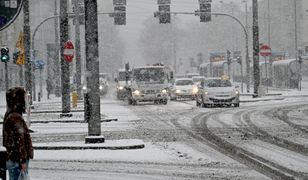 Śnieżyca paraliżuje drogi. Atak zimy w Polsce