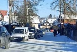 Narciarze ugrzęźli w korku w Białce Tatrzańskiej. Dziesięciokilometrowy zator na drodze