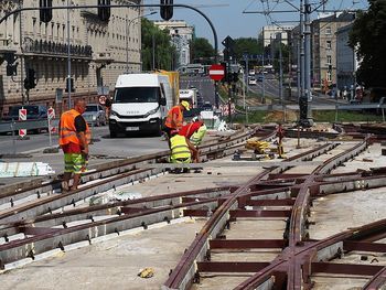 Łódź: Wakacyjne remonty sieci tramwajowej utrudniają życie pasażerom MPK