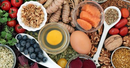 Dieta dobra dla mózgu. Co jeść, by poprawić jego pracę?