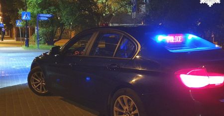 Tak wiozła pijanego męża. Kobieta z Lesznowoli straciła prawo jazdy