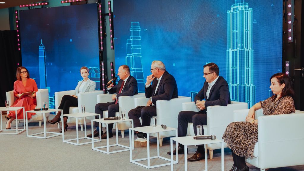 Debata "Wsparcie na niespotykaną skalę - COVID i wojna w Ukrainie".