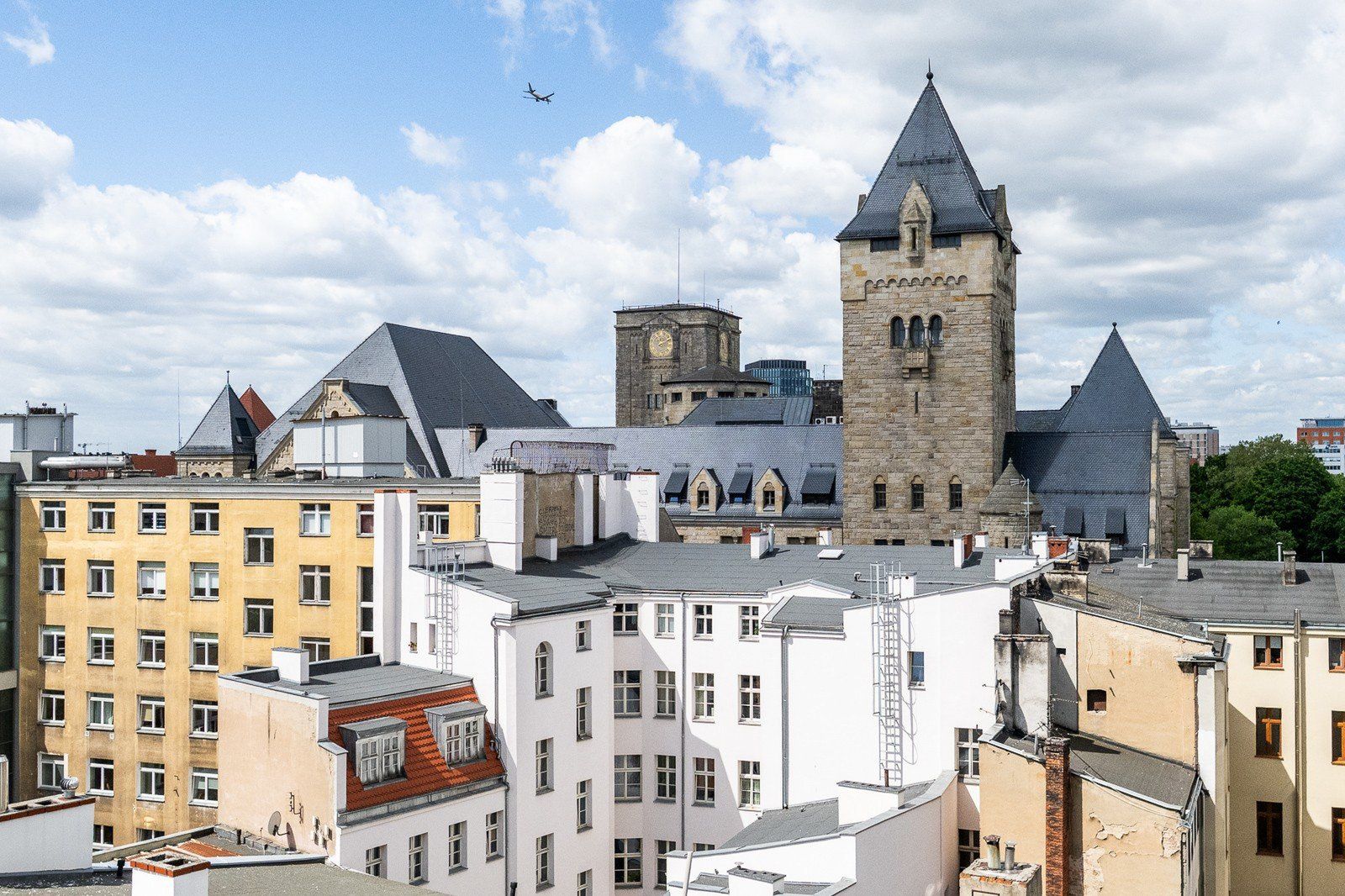 Tak wygląda Poznań z szóstego piętra Domu Książki.