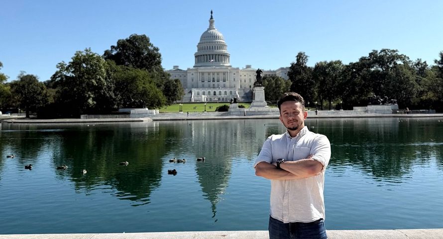 Dziennikarz stracił miejsce w prestiżowym amerykańskim programie przez "donos z Polski"