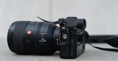 Sony A7S III pojawi się 28 lipca 2020 roku. Nadchodzi "książę ciemności"
