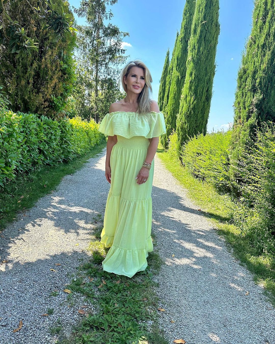 Joanna Racewicz w sukience maxi, fot. Instagram.com/joannaracewicz