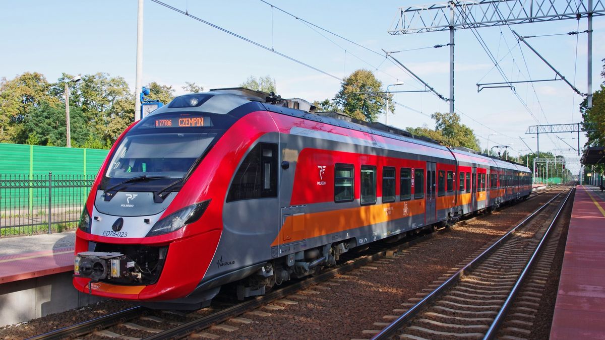 Bilety na pociąg Przewozów Regionalnych? Jak kupić bilet na PolRegio? Jakie są zniżki?
