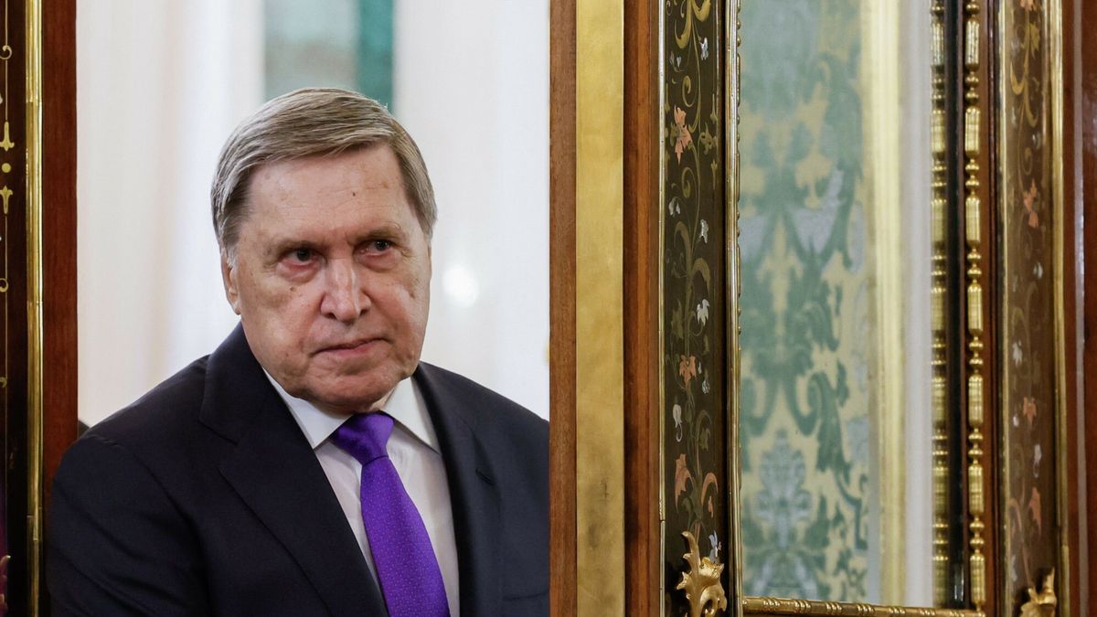 Doradca Putina Jurij Uszakow. Jego wysiłki by wznowić połączenia