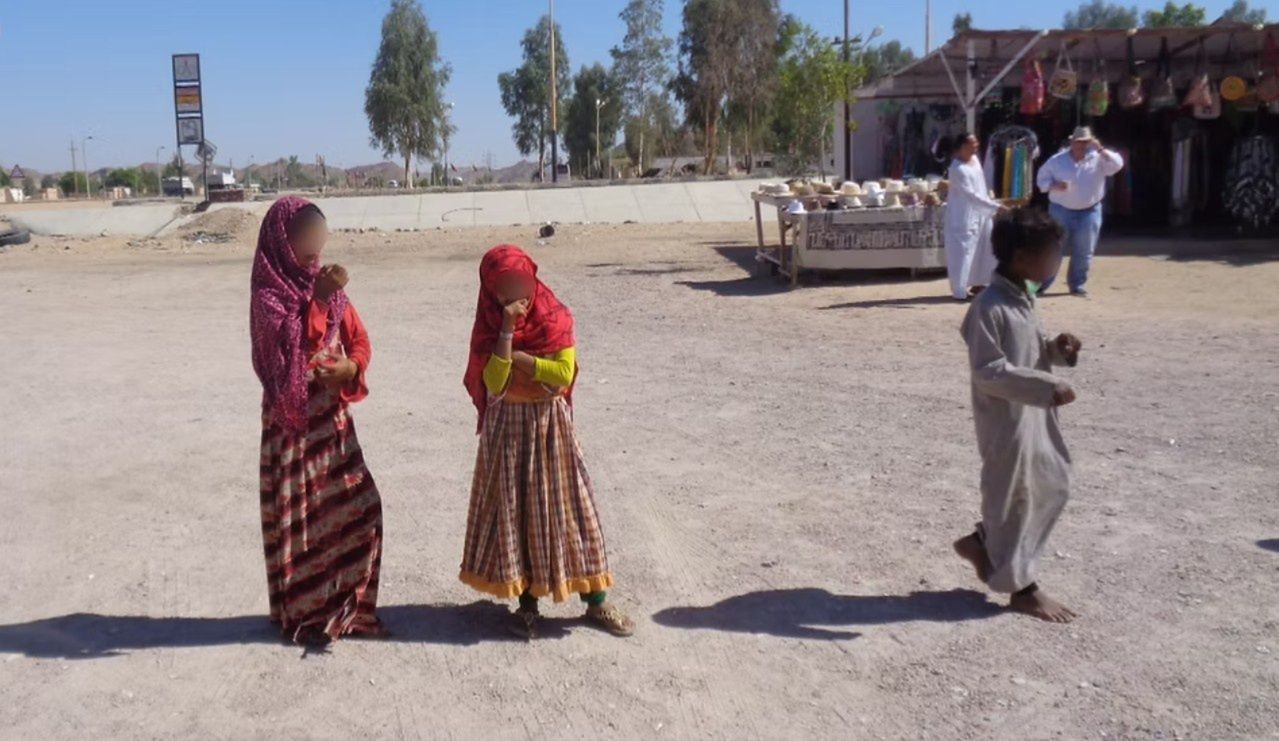 Niektórzy żebrzący są bardzo natarczywi wobec turystów