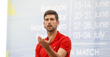 Nie zaszczepi się, ale wyprodukuje lek na COVID. Djokovic właścicielem duńskiej firmy biotechnologicznej