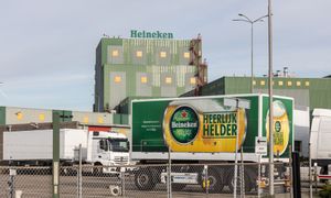 System kaucyjny uderza w Heinekena. Sprzedaż piwa spada