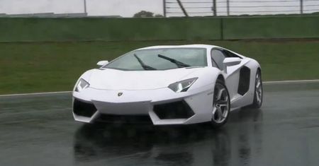 Autocar testuje Lamborghini Aventador [wideo]