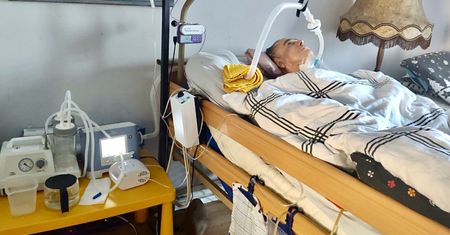 Wojciech Korda jest przykuty do łóżka. Bez pieniędzy grozi mu śmierć