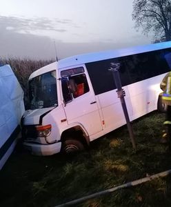 Namysłów. Zderzenie autobusu i busa. 6 osób rannych