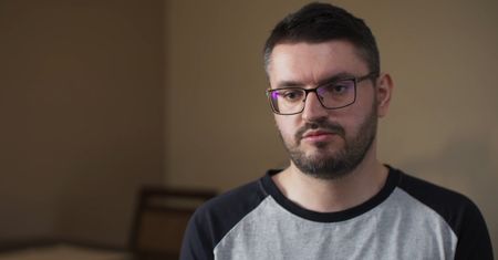 "Ślub od pierwszego wejrzenia". Widzowie nie szczędzą krytyki Piotrowi. "Ma być tak, jak on chce"