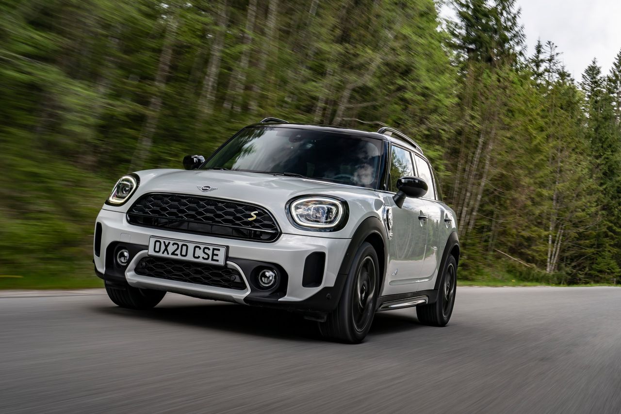 Mini Countryman nareszcie z flagą w lampach - facelifting modelu