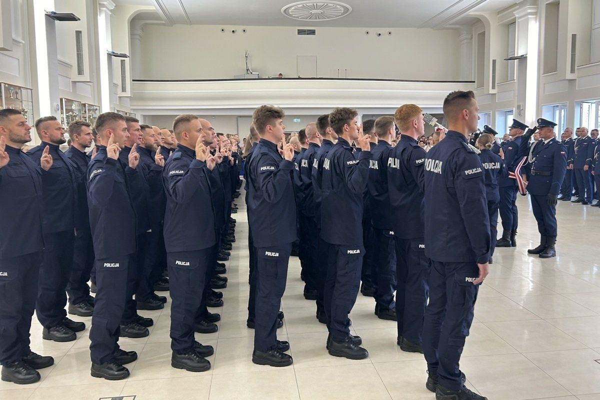 Ślubowanie nowych policjantów w Lublinie