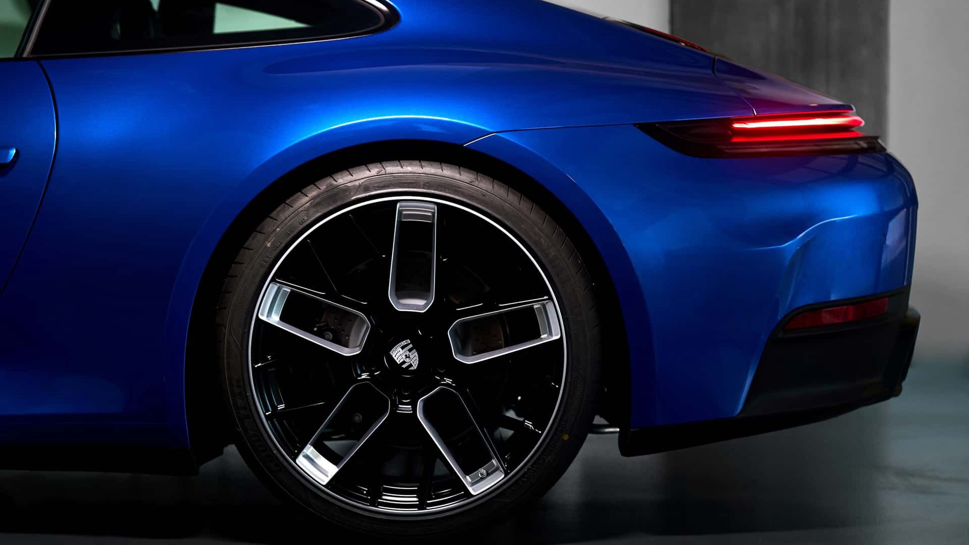Porsche 911 Carrera T Club Coupe