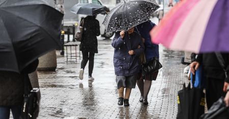 Pogoda w Warszawie 3 listopada. Przelotne opady deszczu