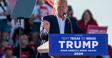 Donald Trump i Stormy Daniels rywalizują na sprzedaż koszulek. Zdziwicie się
