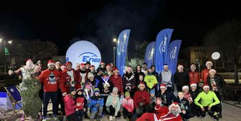 Połaniec: Pobiegną w strojach Mikołaja i z choinką w ręku