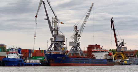 Rosyjski port na Wołdze może stać się irański. Przypływa tu drewno, zboże i ropa