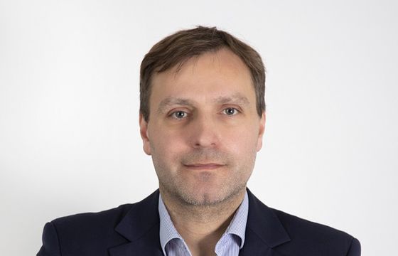 Paweł Sikorski w Finecast, Szymon Lipiński client engagement directorem