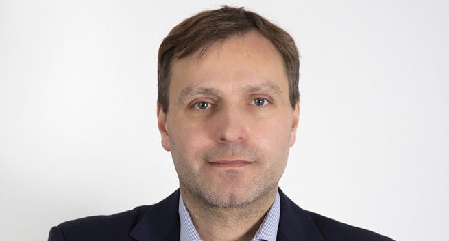 Paweł Sikorski w Finecast, Szymon Lipiński client engagement directorem