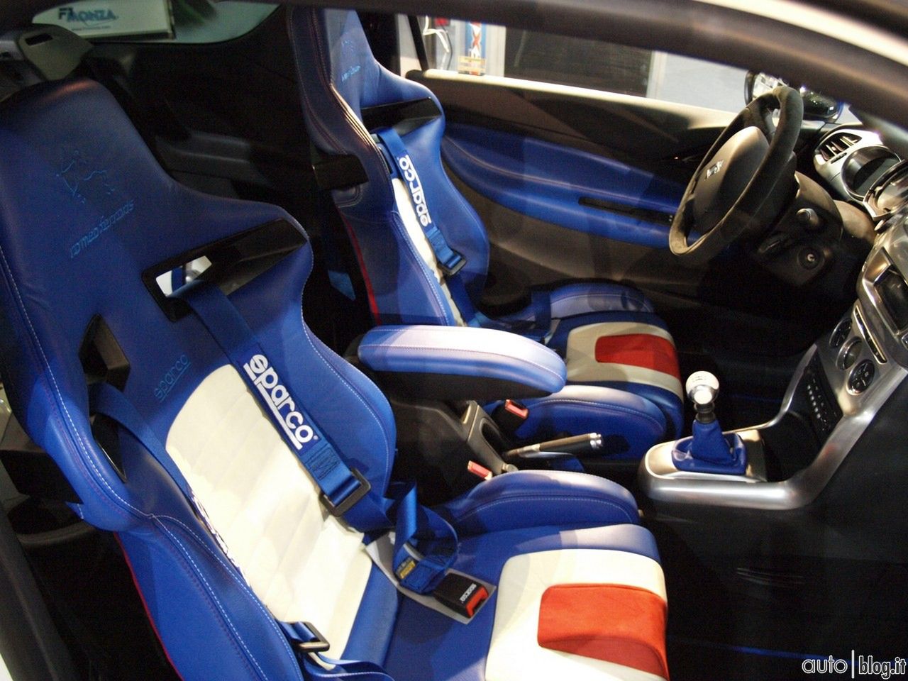 Romeo Ferraris DS3 THP 150 Ecurie fot.11