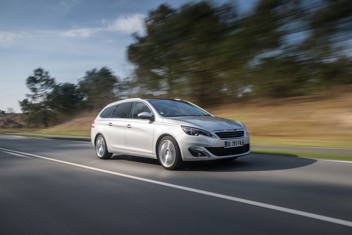 Peugeot 308 SW 1,2 e-THP 130 - pierwsza jazda [galeria] 37