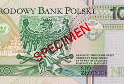 Zapłacił za basen banknotem prezentowym. Jego tłumaczenie zaskoczyło policjantów