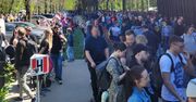 Stali dwie godziny w kolejce. "Chyba pół Polski zjechało dzisiaj"